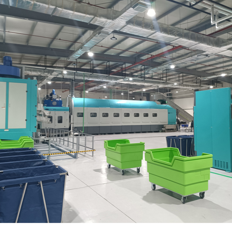 
		巅峰国际官网智能10舱隧道式洗衣机组
		